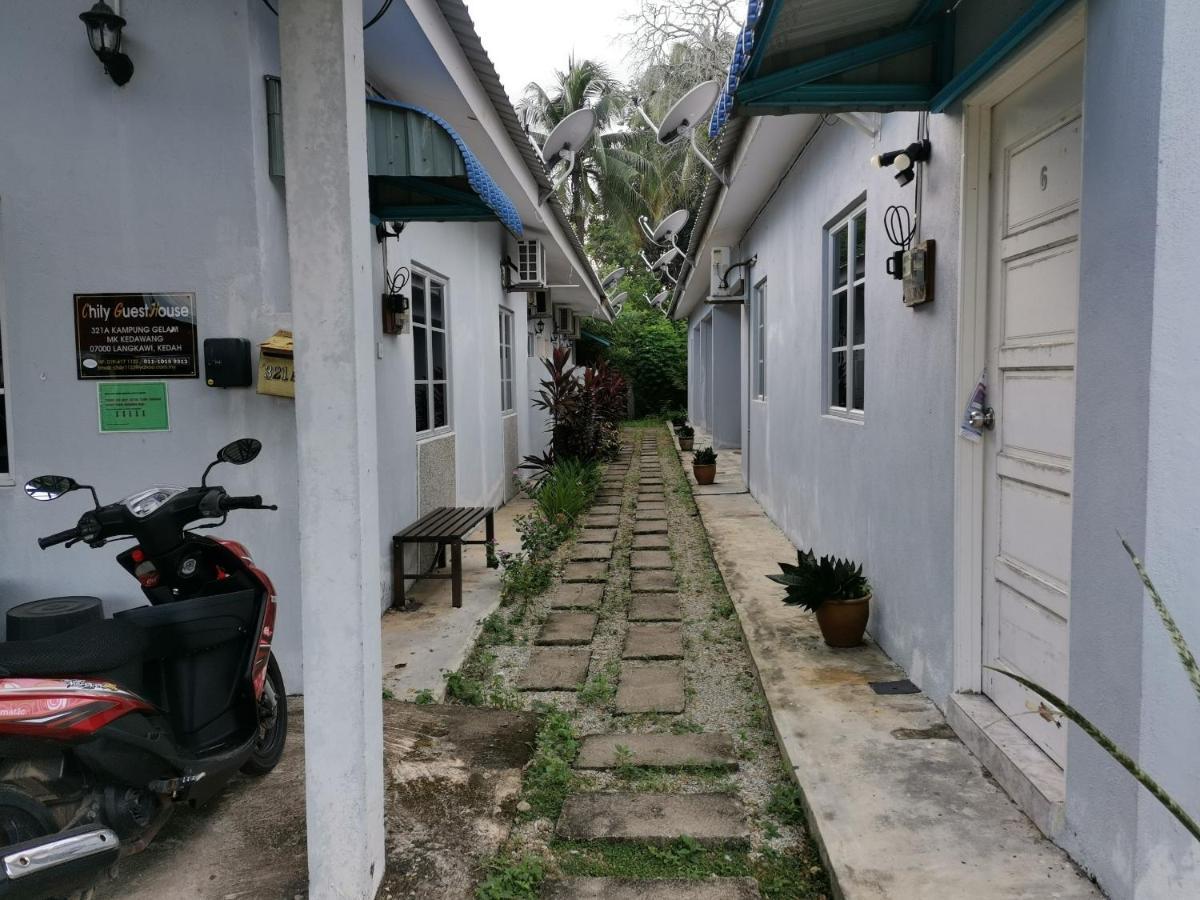 Oyo Home 90308 Chily Guest House Langkawi Exterior photo
