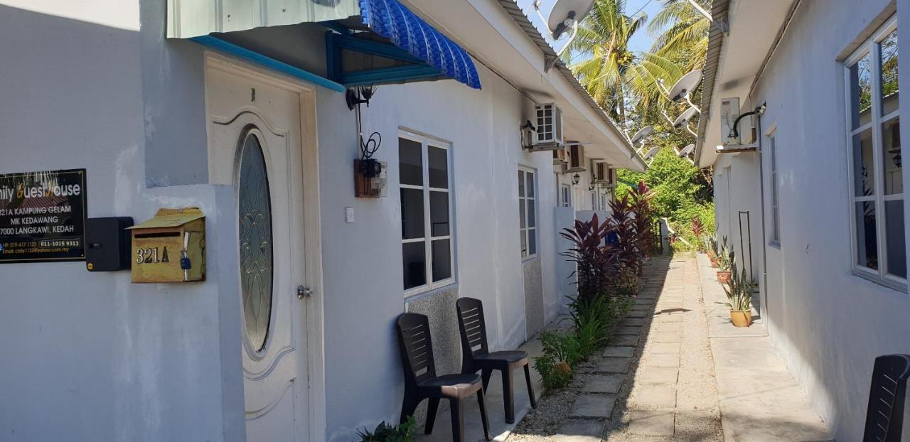 Oyo Home 90308 Chily Guest House Langkawi Exterior photo