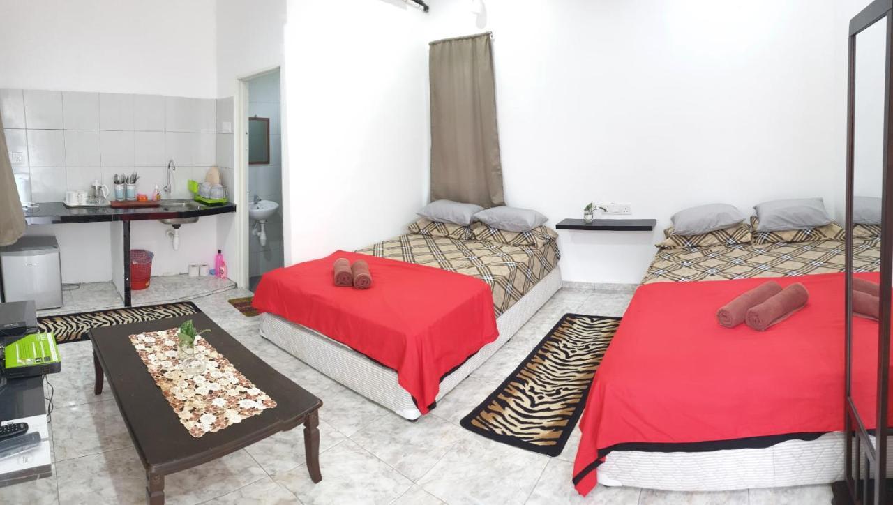 Oyo Home 90308 Chily Guest House Langkawi Exterior photo