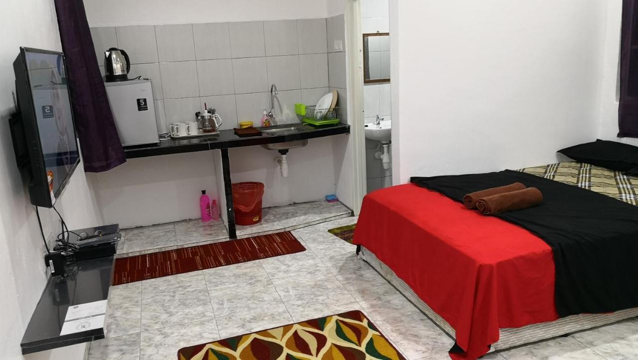 Oyo Home 90308 Chily Guest House Langkawi Exterior photo