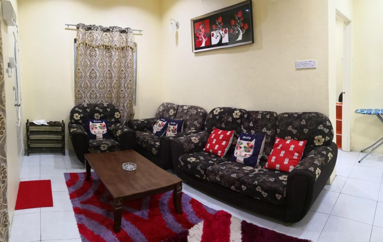 Oyo Home 90308 Chily Guest House Langkawi Exterior photo